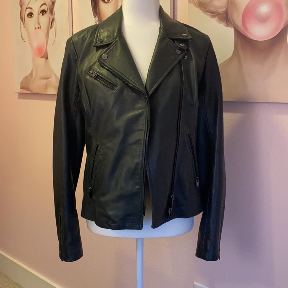 Lamarque black leather Moto jacket women’s medium